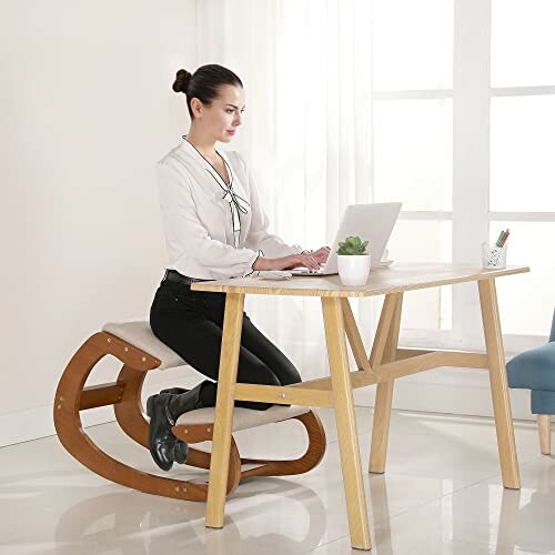 Predawn Ergonomic Kneeling Chair